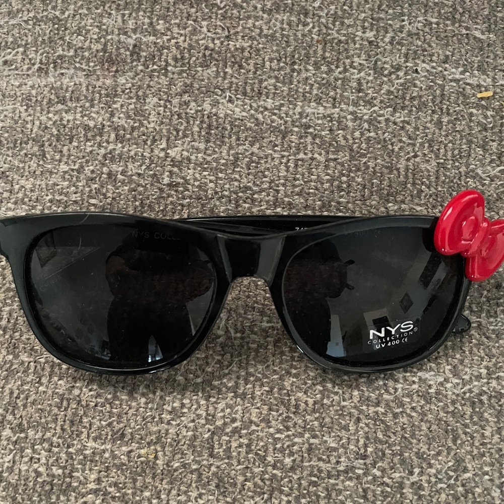NYS Black Sunglasses with Red Bow